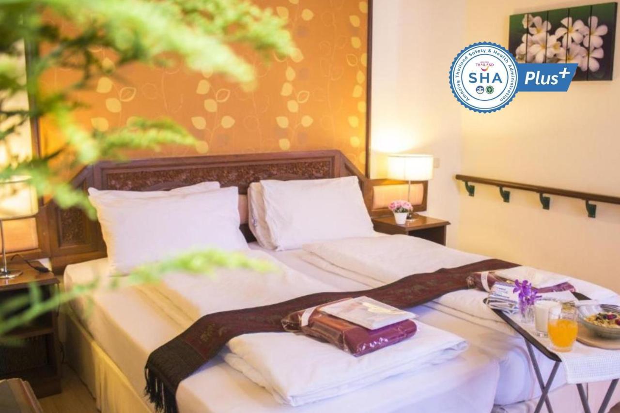 People Place Boutique In Town Hotel - Sha Extra Plus Чиангмай Екстериор снимка